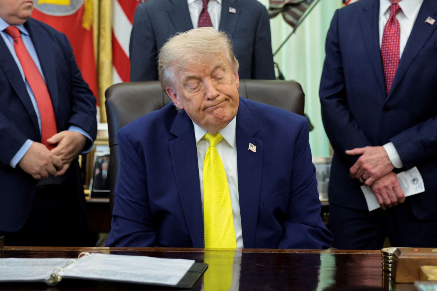 Donald Trump cancela ataques contra o Irão marcado
