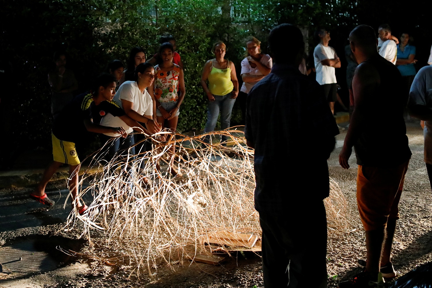  Manifesta&ccedil;&atilde;o contra o apag&atilde;o /Foto: Marco Bello - Reuters 