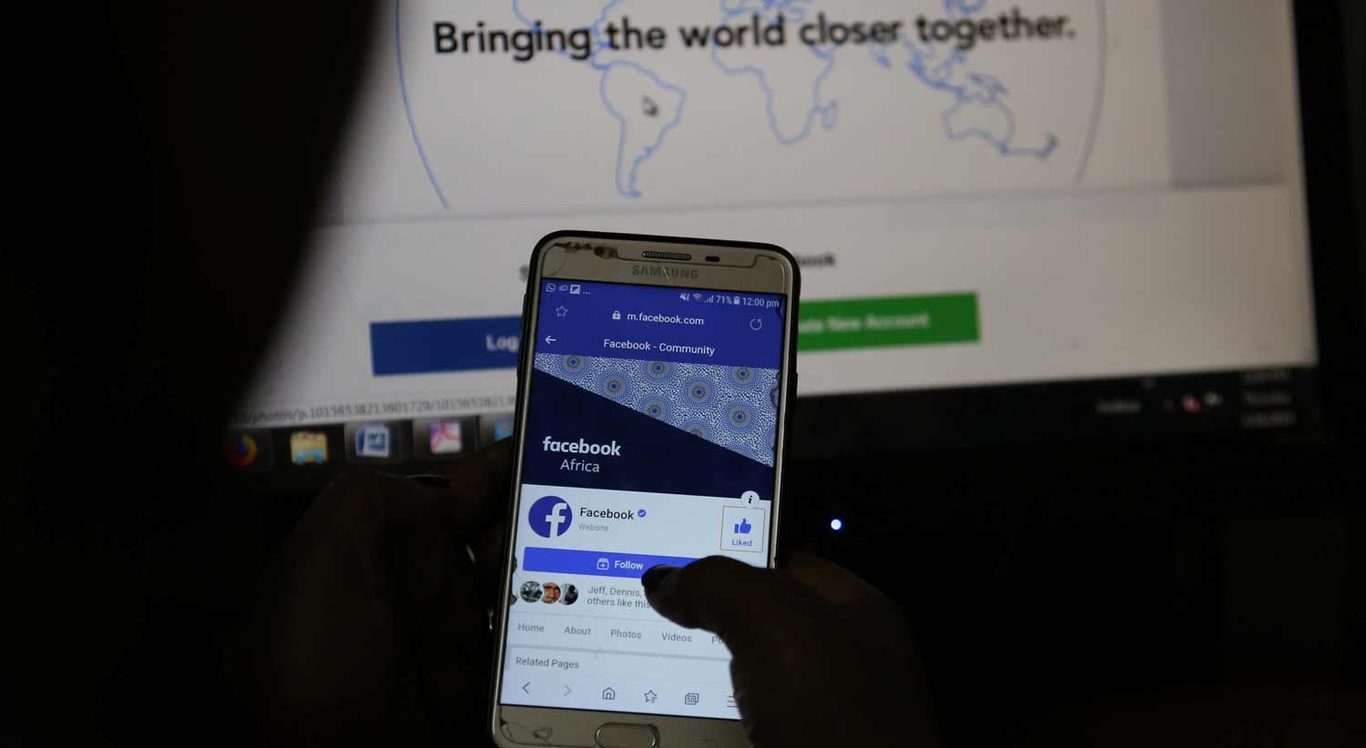 Contactos de mais de 400 milh�es de contas do Facebook expostos `online`