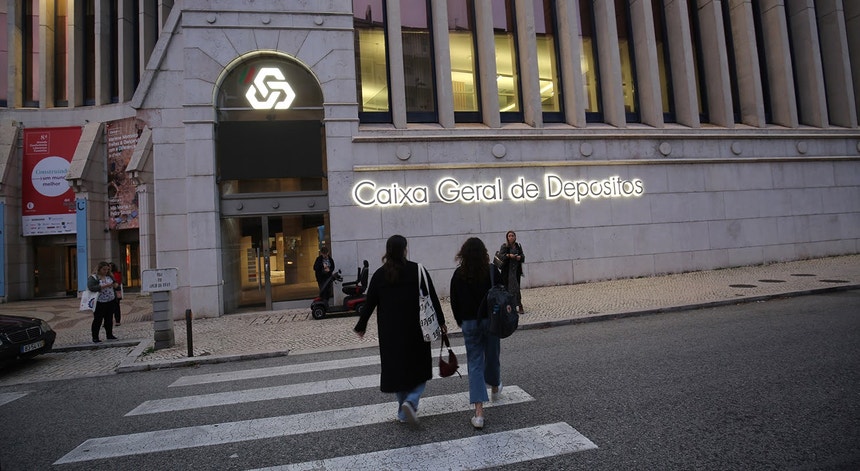 Imagem de Lucros da CGD crescem 2,2% para 913 milhões de euros no 1.º semestre