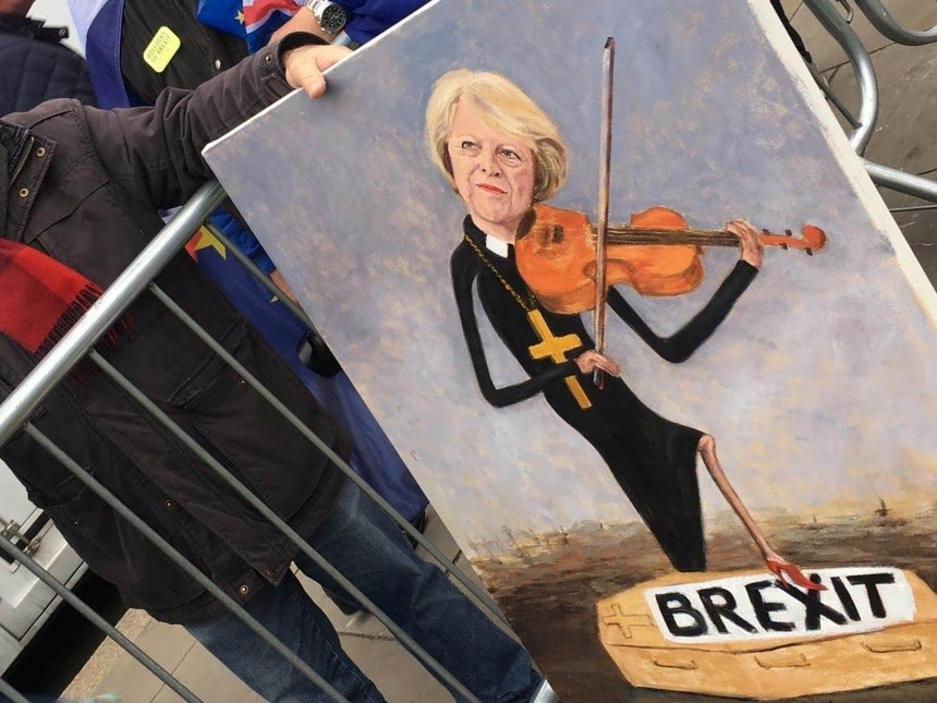 Jovens britânicos excluídos do Brexit acreditam que a saída do Reino Unido da UE foi um erro
