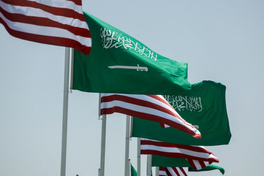Imagem de EUA e Arábia Saudita de acordo para desenvolver programa nuclear saudita