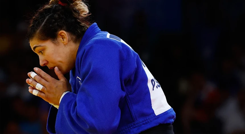 Imagem de Judo/Mundiais. Patrícia Sampaio `cai` para a luta pela medalha de bronze em -78 kg