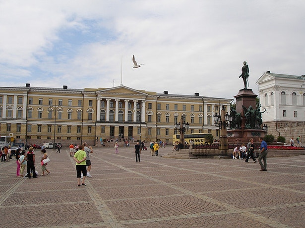  3&ordm; A Finl&acirc;ndia foi o primeiro pa&iacute;s do mundo a permitir que as mulheres fossem eleitas para o Parlamento, em 1906. 