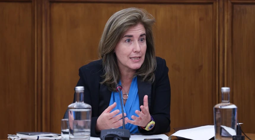 Ana Mendes Godinho lança críticas ao pacote laboral