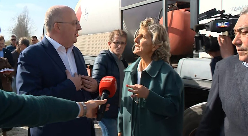 Imagem de Gestão do mau tempo. Presidente da Câmara de Coimbra repreende ministro da Agricultura em público