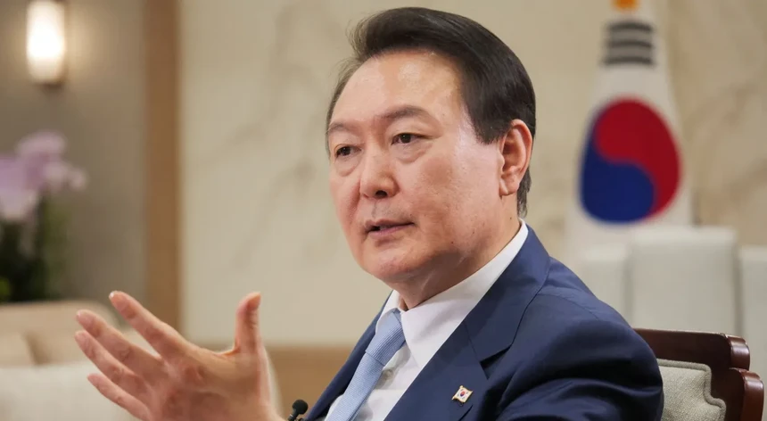 Presidente sul-coreano promete boas relações com Kiev e Moscovo