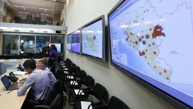 Centro de operações da OMS nos EUA com quadro da epidemia de Ébola (foto: Reuters) Centro de operações da OMS nos EUA com quadro da epidemia de Ébola (foto: Reuters)
