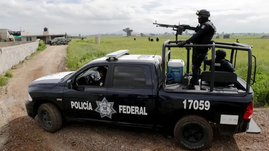 A polícia está atenta mas tem sido difícil evitar os confrontos
