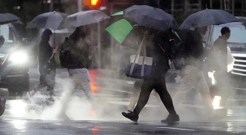 Portugal continental sob aviso laranja na quarta-feira devido à chuva