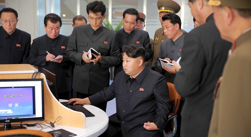 O regime norte-coreano anunciou esta quarta-feira a realização de um ensaio com uma bomba de hidrogénio

