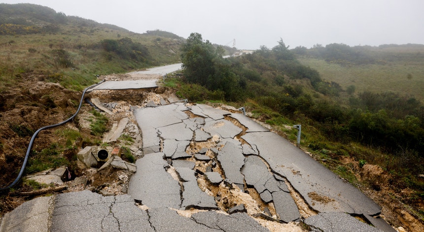Arruda dos Vinhos. Autarca descreve 