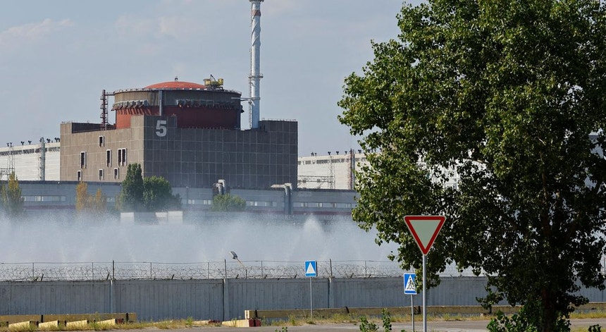 Há um risco sério de um acidente nuclear em Zaporizhia
