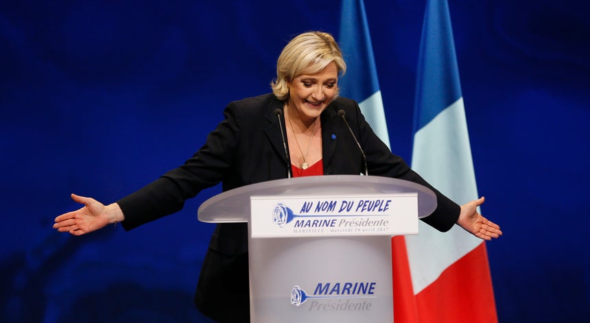 Marine, a filha de Le Pen que leva a extrema-direita à segunda volta