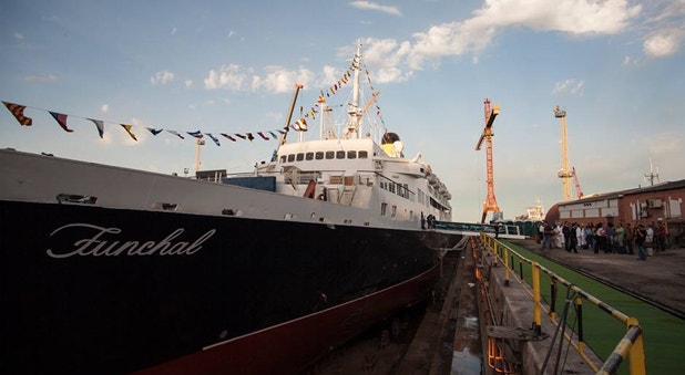 Paquete Funchal retido no porto de Gotemburgo devido a "sérias deficiências" a nível de segurança 
