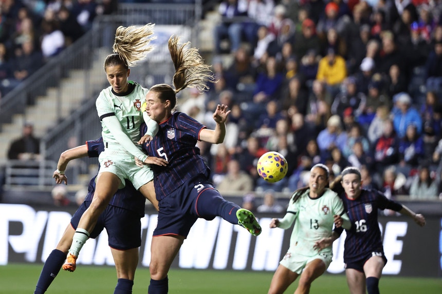 Seleção feminina de futsal regressa à competição com novidades