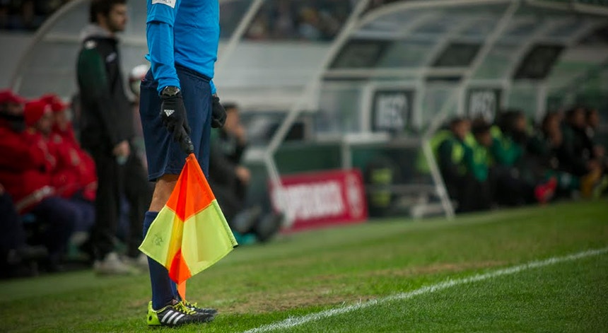Imagem de Pressões sobre árbitros: APAF quer agravar punições a clubes e agentes desportivos