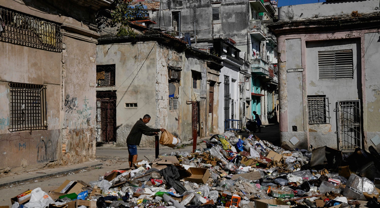 Toneladas de material médico chegam a Cuba