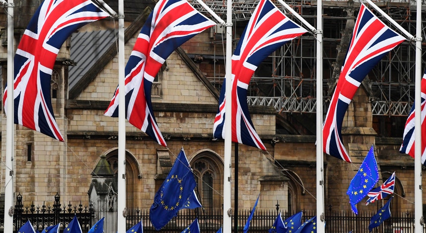 O embaixador da UE no Reino Unido já anunciou que tanto Bruxelas como as embaixadas dos 27 Estados-membros do bloco, em Londres, necessitam de reunir esforços para ajudar aqueles que se encontram à margem da sociedade britânica
