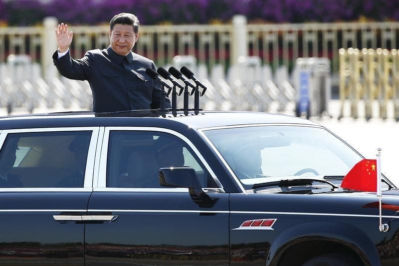 O Presidente chinês Xi Jinping na chegada à Parada Militar que comemorou em Pequim os 70 anos do fim da segunda Grande Guerra Foto: Reuters
