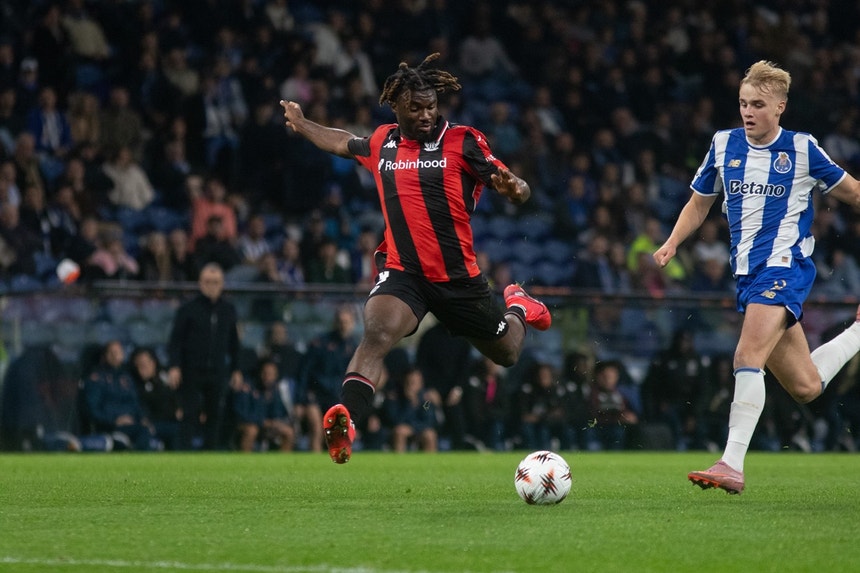 Oficial. FC Porto contrata Terem Moffi ao Nice por empréstimo até final da época