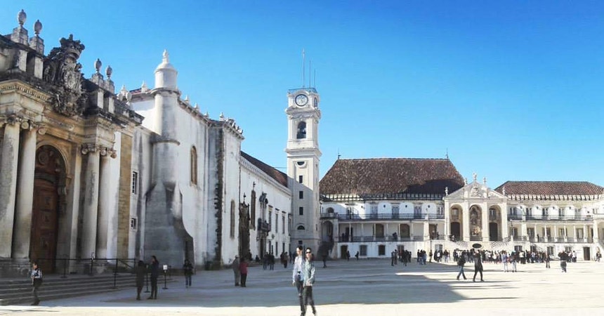 Ministro garante ano letivo a arrancar com mais camas nas residências universitárias