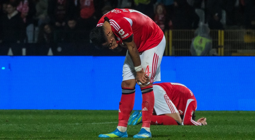 Casa Pia empata Benfica