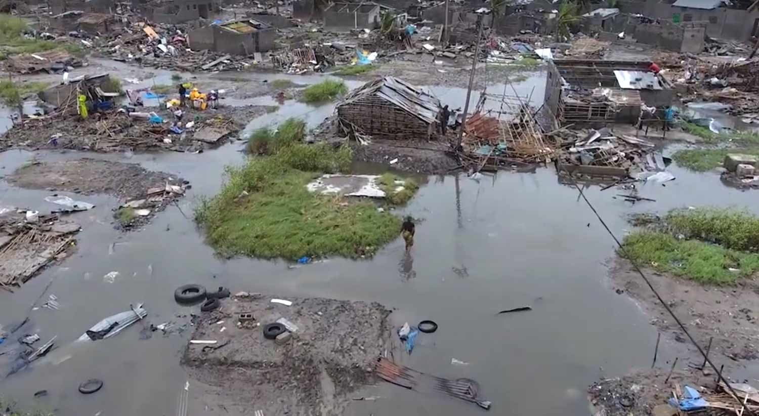 Imagens captadas por drone revelam a dimensão dos estragos em Moçambique