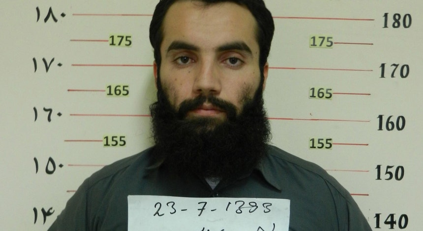 Anas Haqqani, irmão mais novo do vice-líder dos taliban e líder da rede terrorista Haqqani, foi detido pelos serviços de informação afegãos em outubro de 2014. A rede Haqqani é uma fação taliban e responsável recentemente pelos atentados mais mortíferos realizados no Afeganistão, contra civis.

