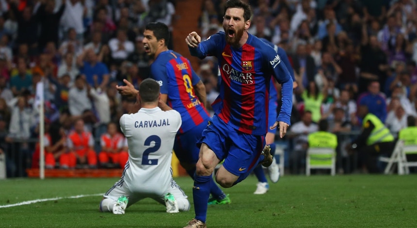 Messi festeja o golo 500 

