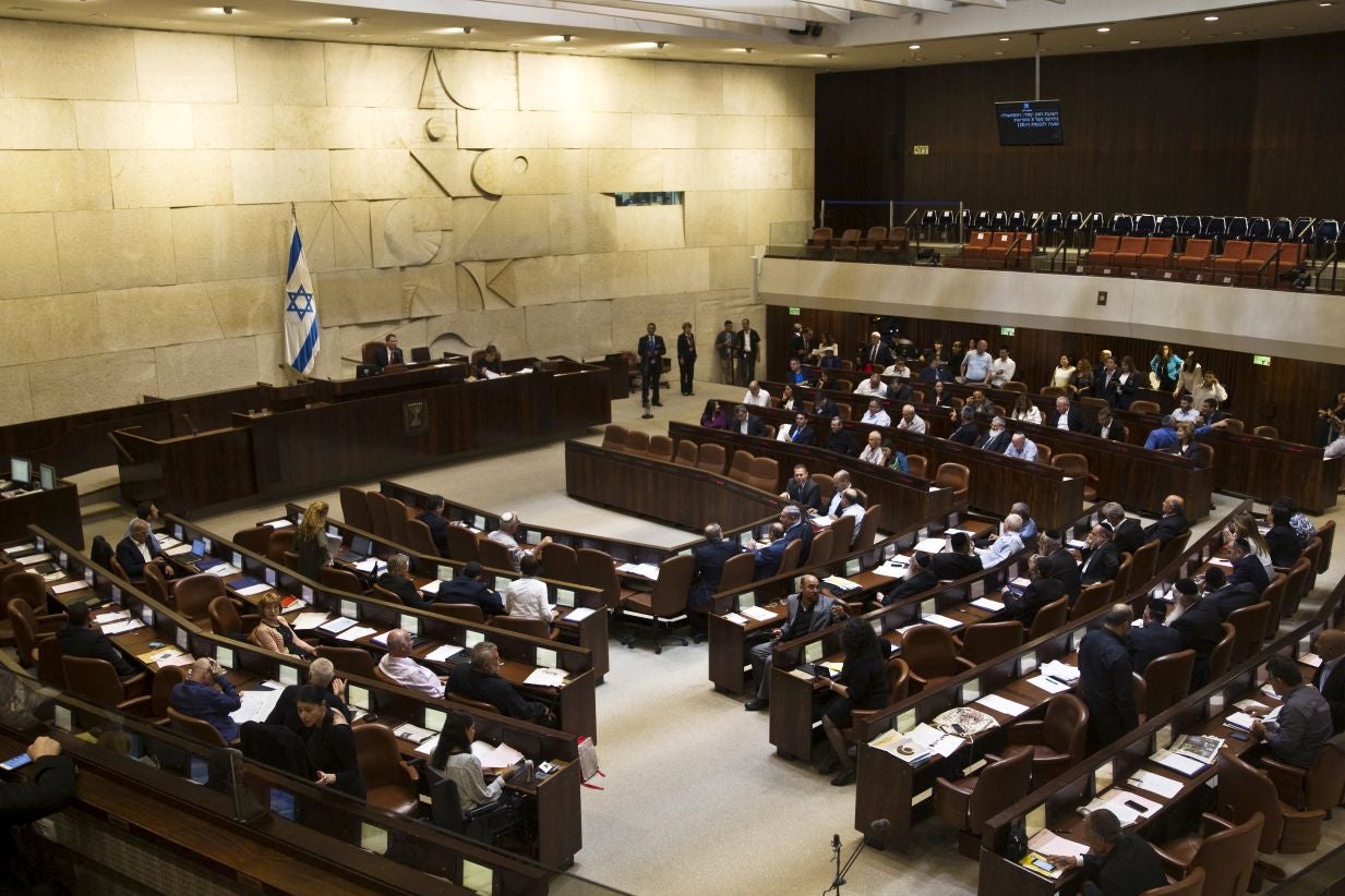 Israel cria tribunal especial e permite pena de morte para ataques de 2023