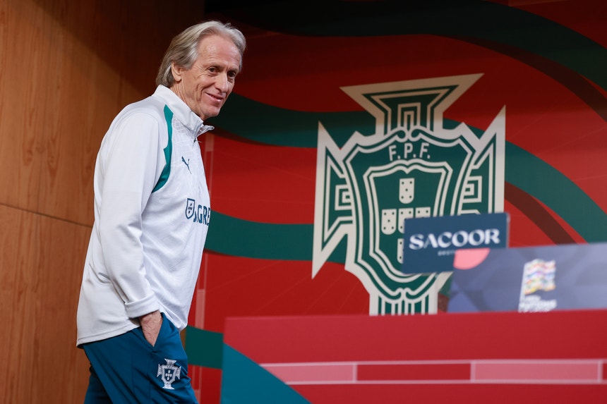 Portugal pode garantir `quartos` em pleno caso Ronaldo
