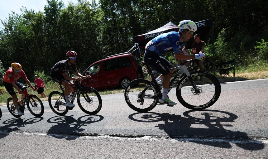 Tour. Oliveira vê recorde como reconhecimento e etapa da Vuelta2015 como `a` memória