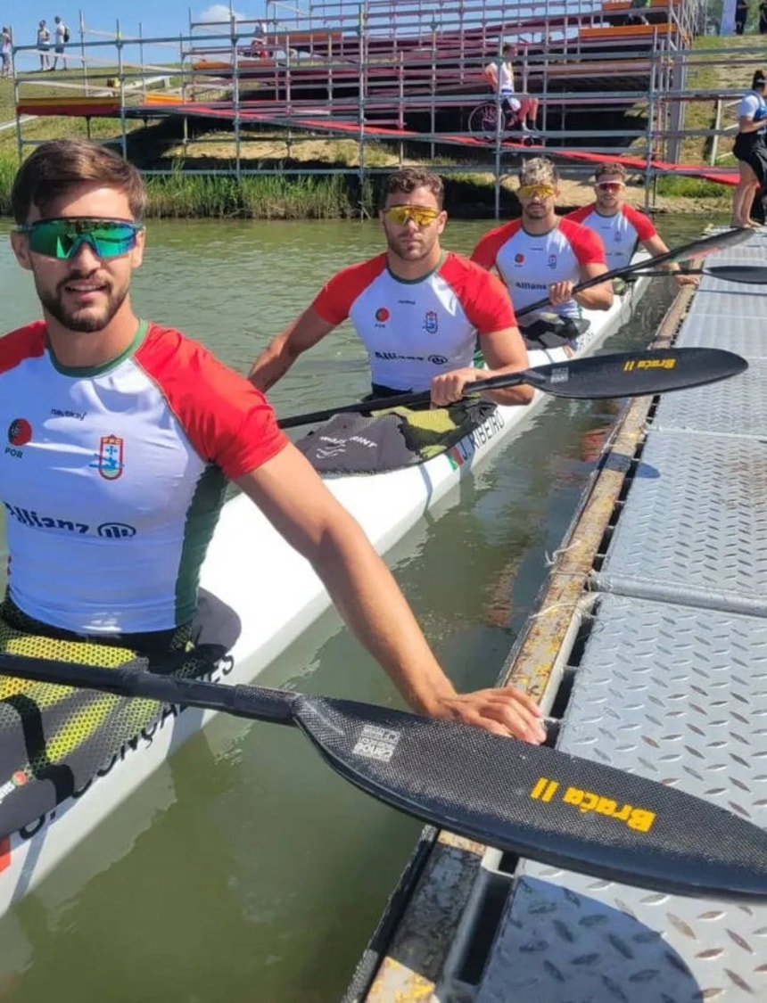Mundiais de canoagem. K4 500 na final de sexta-feira para defender o título