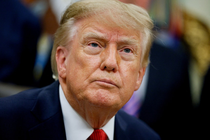 Trump anuncia acordo entre EUA e Dinamarca para "controlo" da segurança na Gronelândia