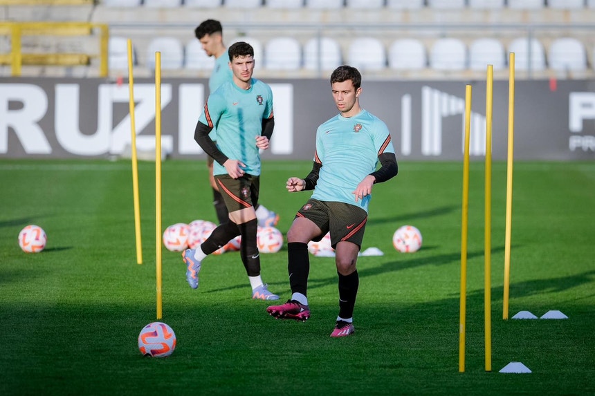 Os sub-21 preparam ao detalhe o jogo com os noruegueses
