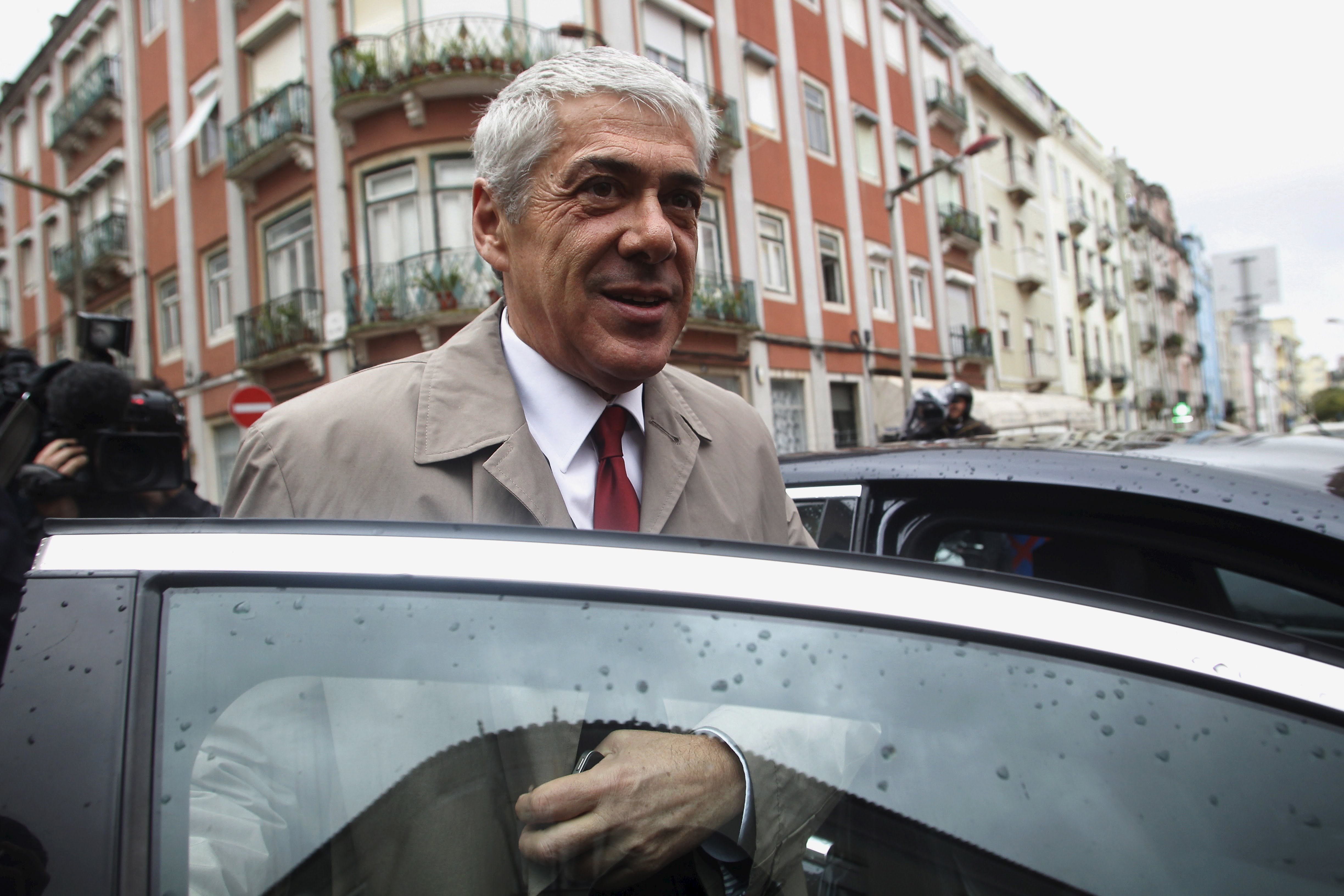 Sócrates guarantees he has no responsibility for his lawyers' resignation and refutes accusation of delaying tactics