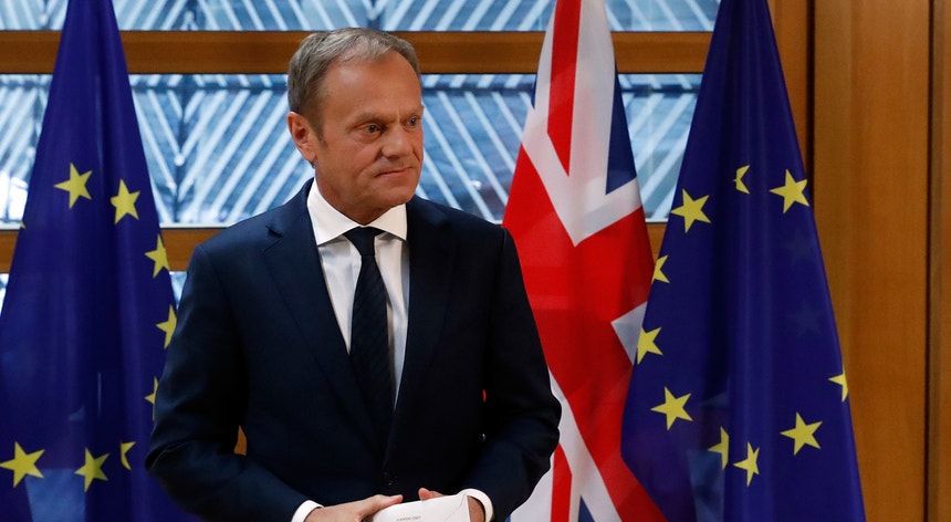 O presidente do Conselho Europeu, Donald Tusk, enfatizou que há assuntos a tratar, a começar pelo Brexit

