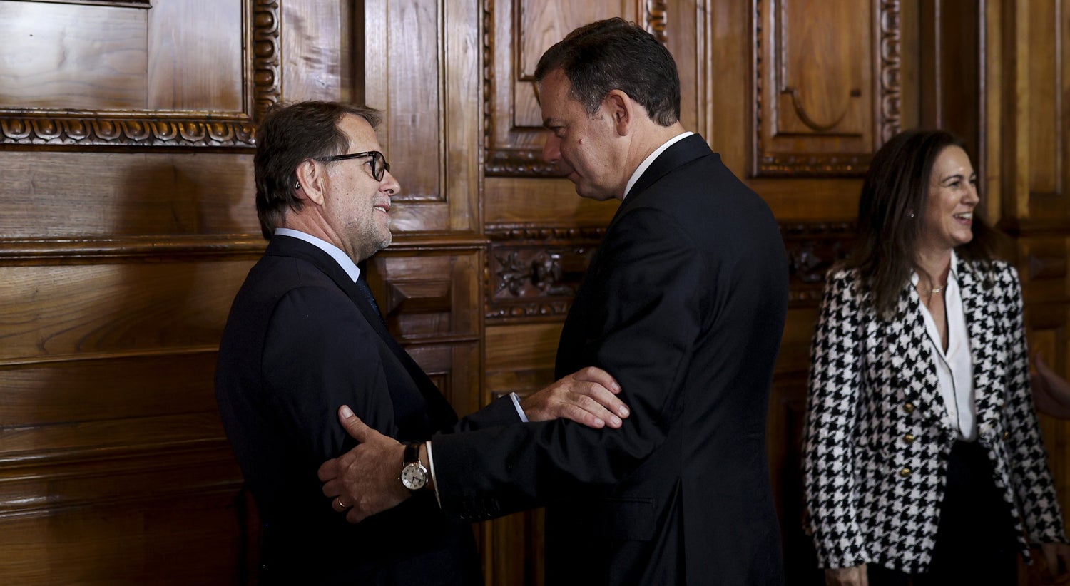 Lu�s Neves troca PJ pela Administra��o Interna. Governo a contar com "sintonia e alinhamento"