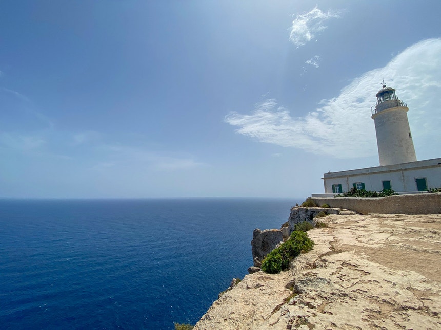 Duas cidadãs portuguesas morrem em acidente rodoviário em Formentera