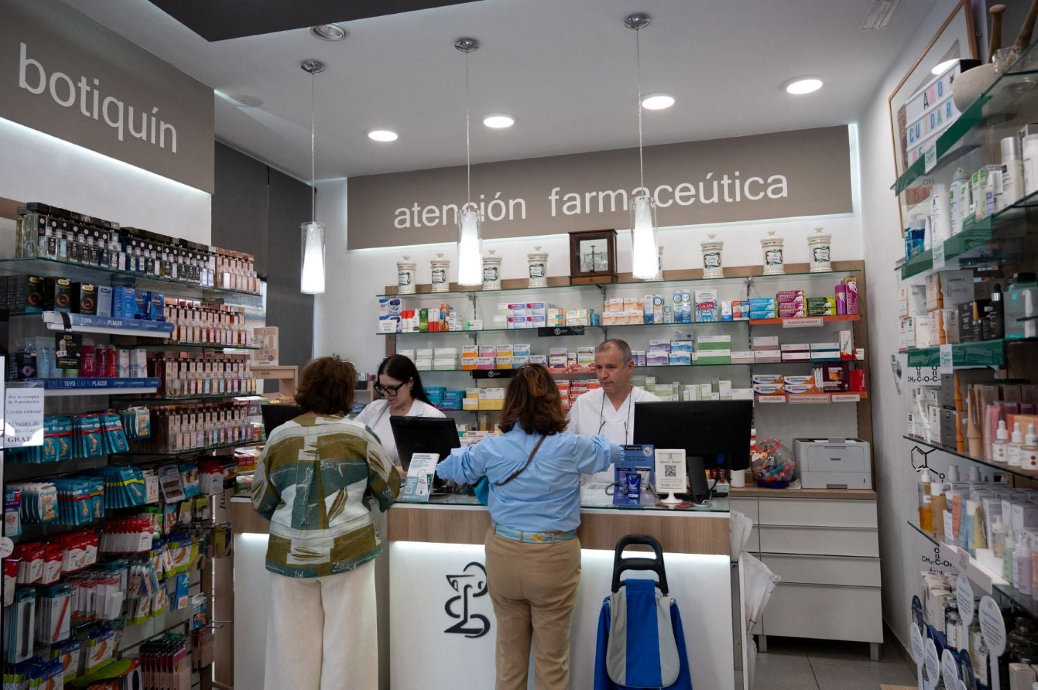 Encerramento do Estreito de Ormuz ameaça abastecimento de medicamentos na Europa