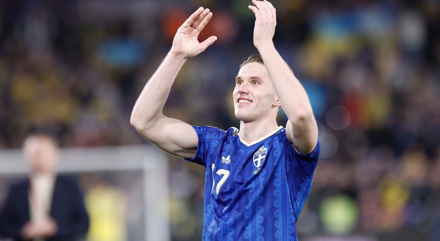 Itália, Dinamarca e Suécia entre os oito finalistas do play-off europeu