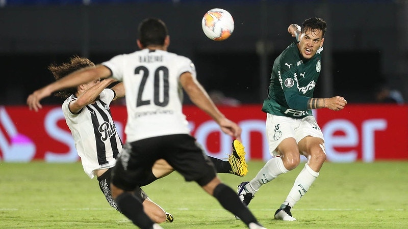 Abel leva Palmeiras às meias-finais da Libertadores pelo quarto