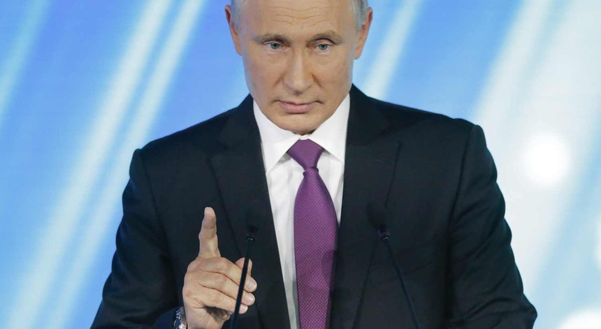 O Presidente russo Vladimir Putin durante a reunião do Valdai Discussion Club em Sochi, na Rússia
