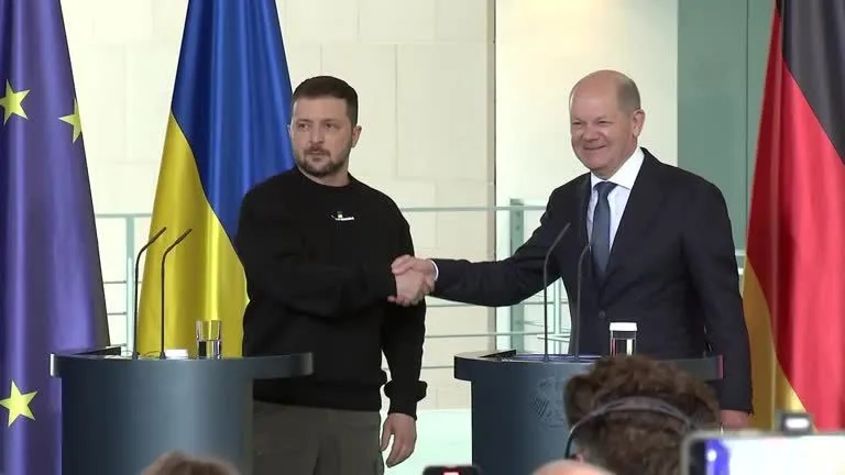 Scholz e Zelensky voltam a encontrar-se desta vez em Frankfurt
