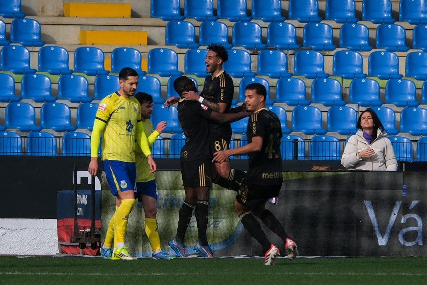 Bis de Cassiano no triunfo do Casa Pia sobre o Arouca