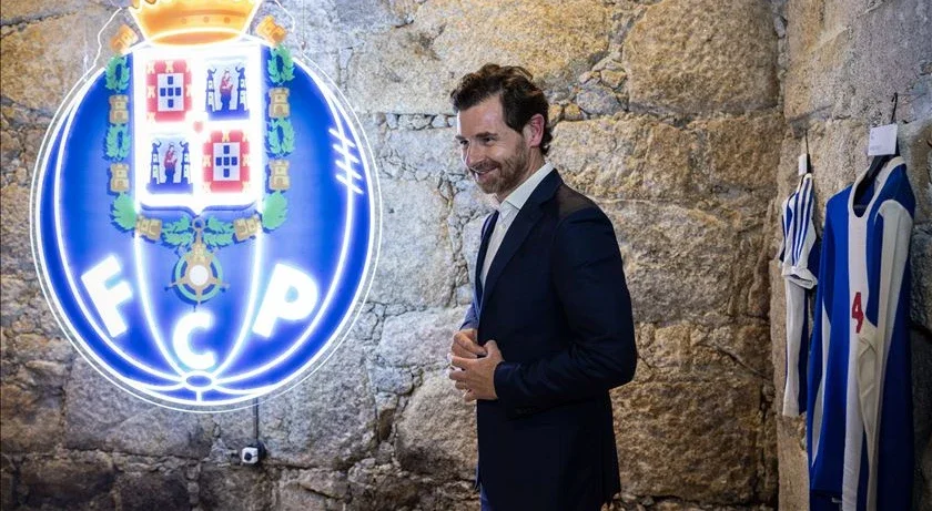 FC Porto campeão. “Dedico conquista a Pinto da Costa e Jorge Costa” – André Villas-Boas