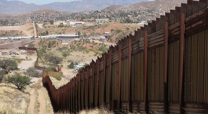 México saluda a Biden por bloquear el muro y proteger a los deportados