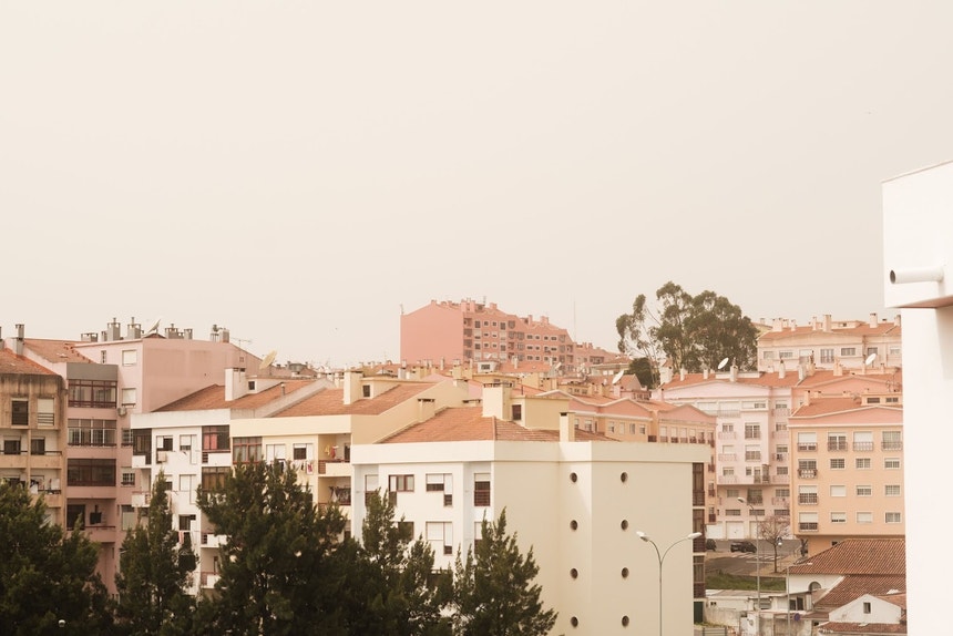 Imagem de Relatório europeu com respostas à crise na habitação é votado em março