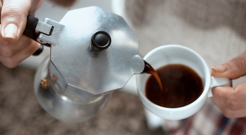 Imagem de Consumo de cafeína reduz o impacto da obesidade no cérebro